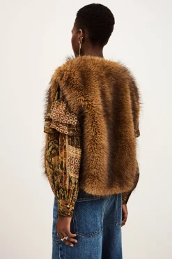 LINA VESTE 235 €