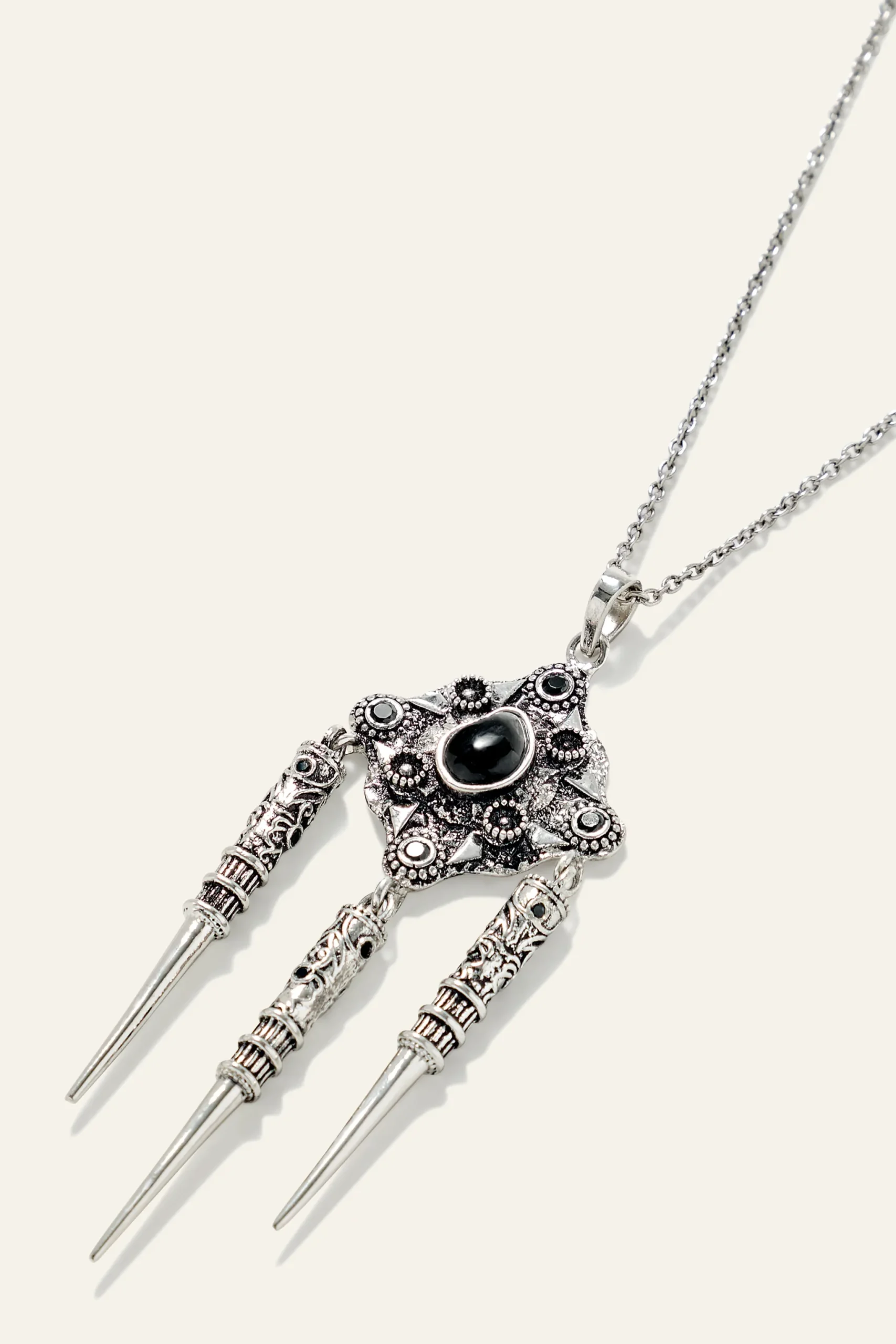 NOOR collier style ethnique 195 €
